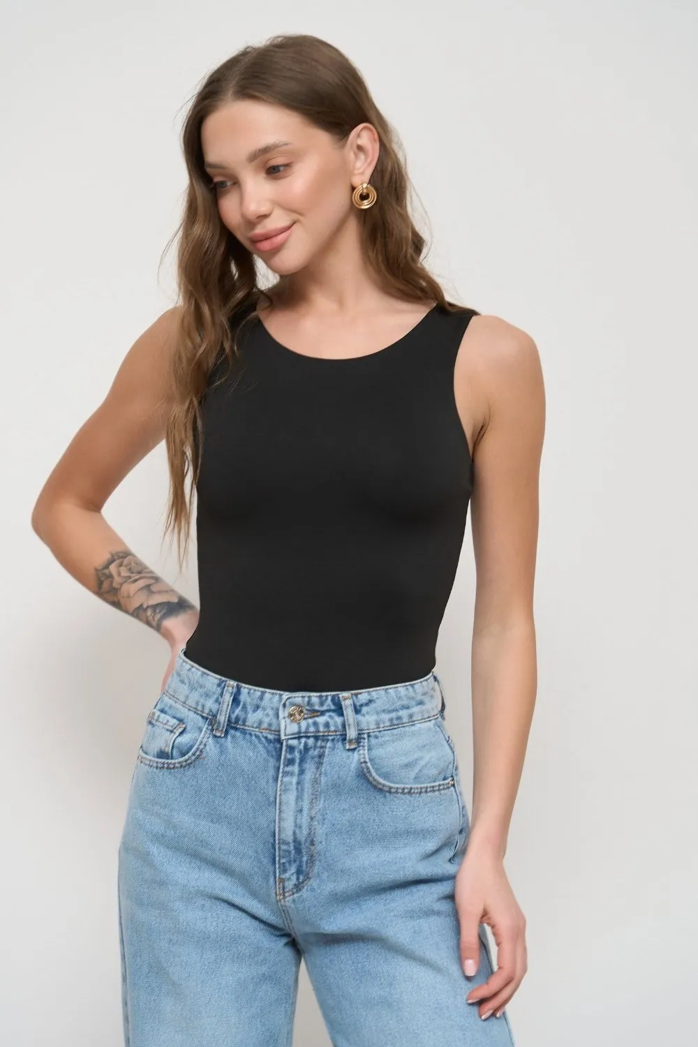 Black Basic Sleeveless Bodysuit