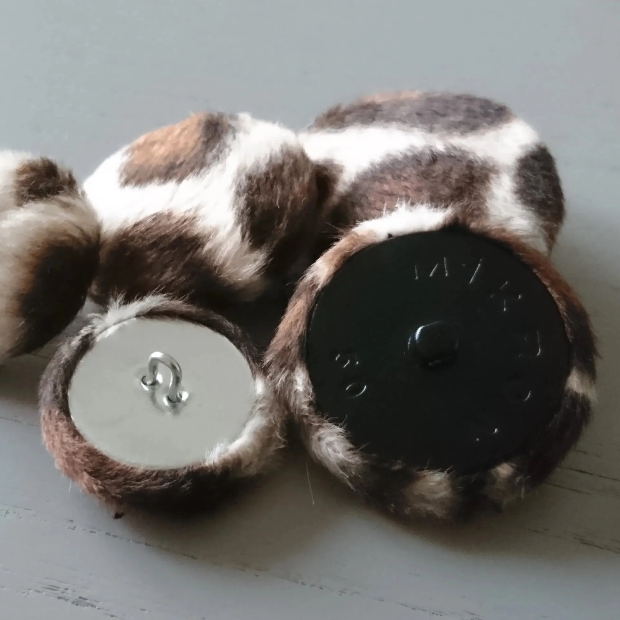 Giraffe Animal Print Buttons