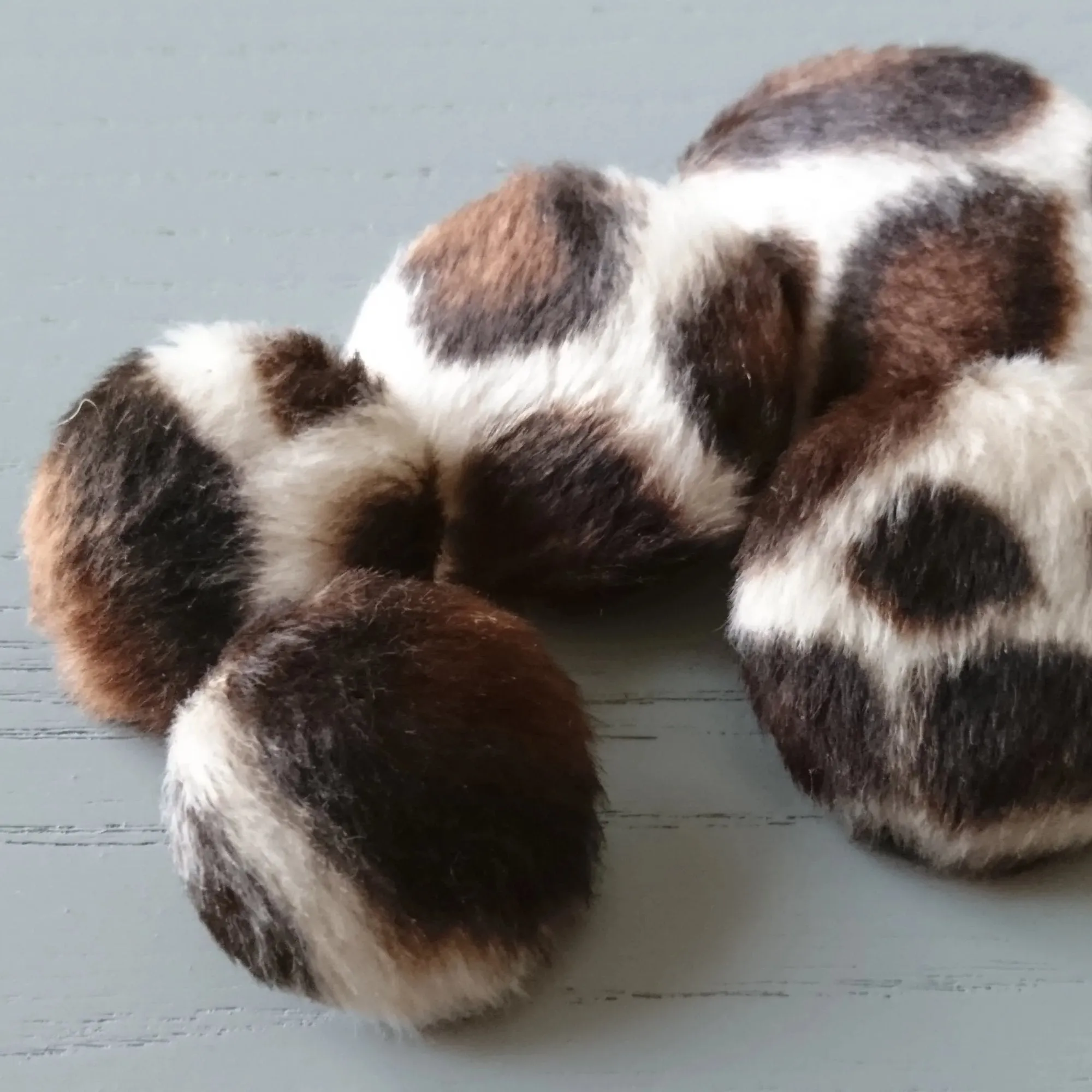 Giraffe Animal Print Buttons