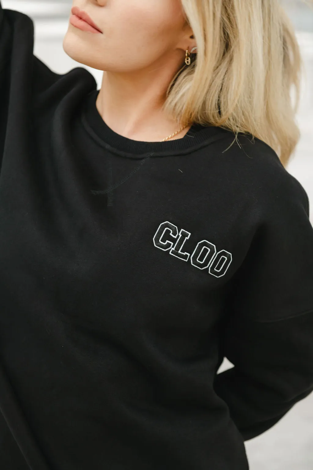 Oversized CLOO Sweatshirt - Black