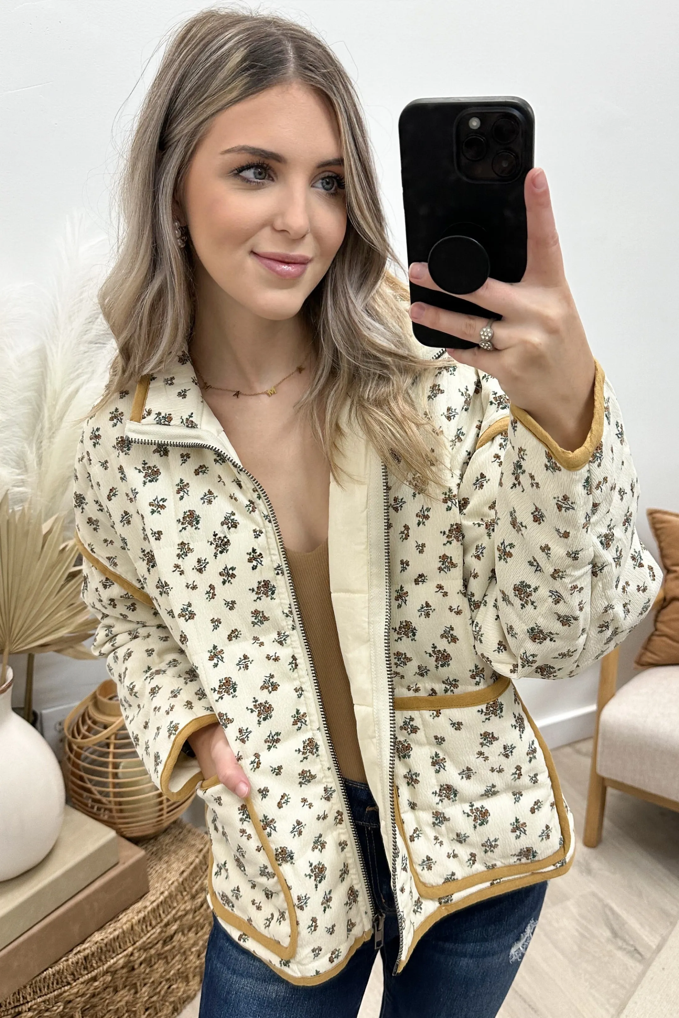 "Feeling Golden" Jacket (Cream/Golden)