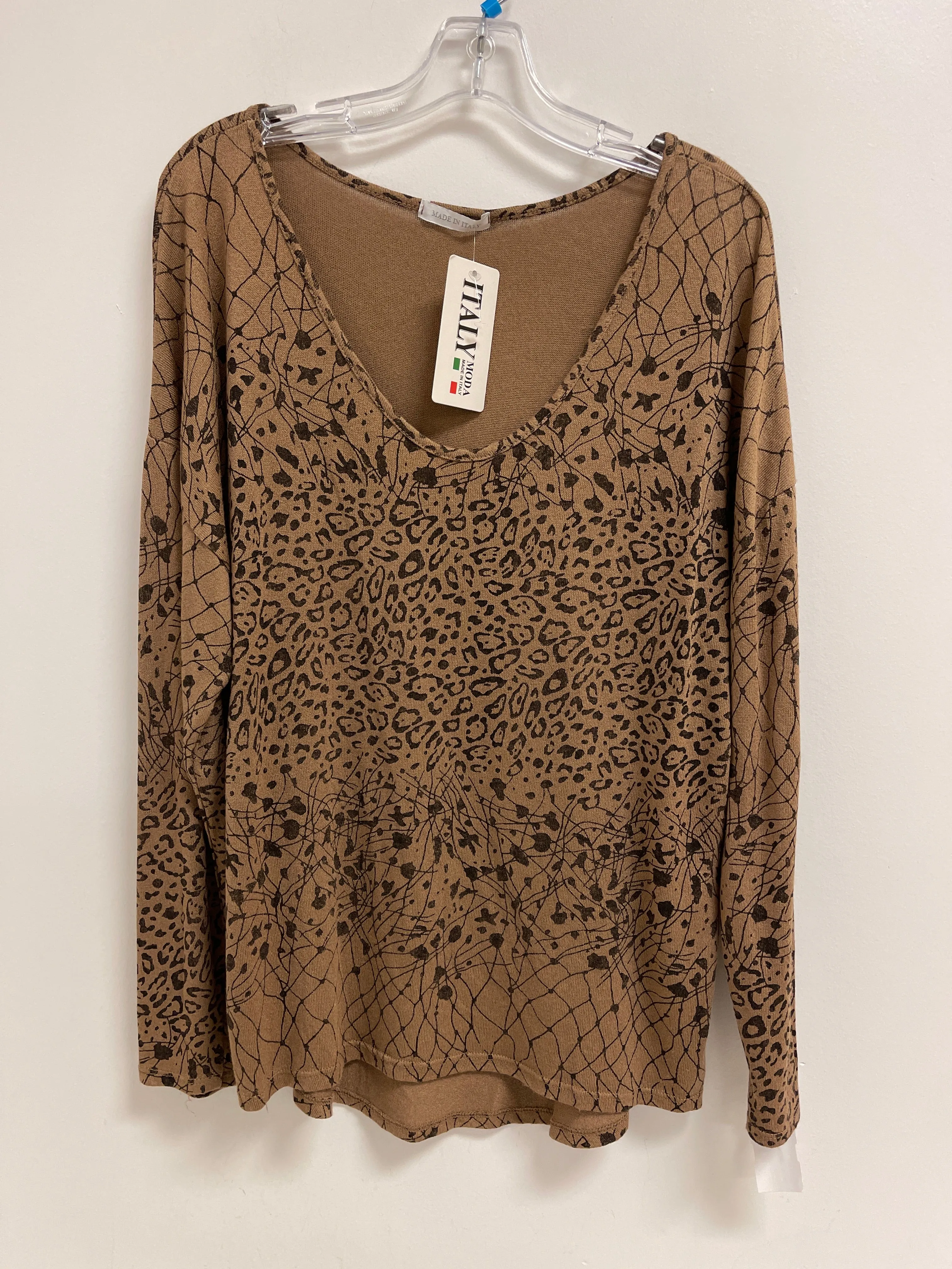 Tunic Long Sleeve By Clothes Mentor In Animal Print, Size: M